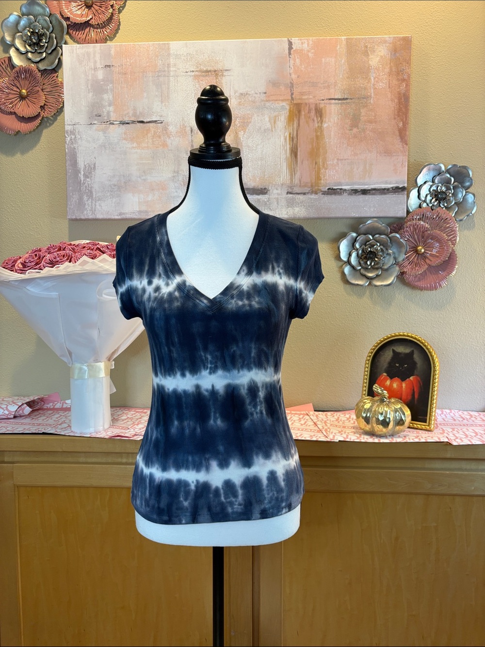 River + Sky Blue and White Tie-Dye V-Neck Short Sleeve Tee